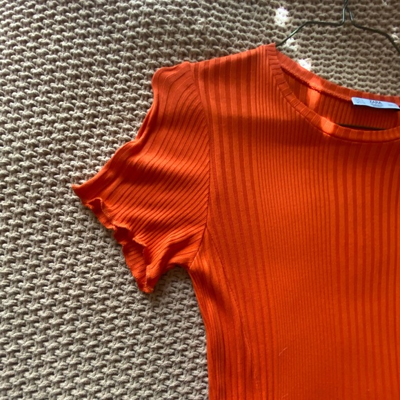 Orange Zara peplum top - Picture 3 of 3